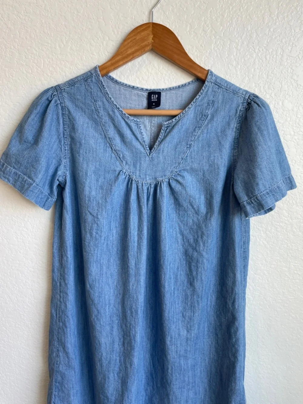 GAP Light Blue Denim Short Sleeve Shift Dress • XL (Girl)